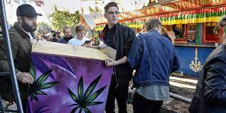 Check spelling or type a new query. Freistaat Christiania In Kopenhagen Selbstjustiz Im Haschparadies Taz De