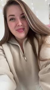 Spring Fashion: Cozy Jumper Season 🌸