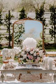 How To Have A Glamorous Midsummer Garden Wedding Traditional Wedding Decor Persian Weddings Sofreh Aghd Garden Wedding Decorations