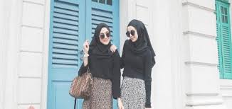 Check spelling or type a new query. Mimpi Memakai Baju Hitam Vedit
