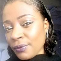 Charlotte Macklin's Instagram, Twitter & Facebook