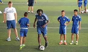 13 мая 1993 года, антверпен). Romelu Lukaku Rules Out Loan Move Away From Chelsea Daily Mail Online