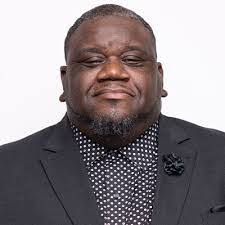 Shawn Bigby's Instagram, Twitter & Facebook