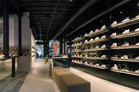 Sneaker Store Spotlight Sivasdescalzo Sneaker Stores Unique Sneakers Retail Interior