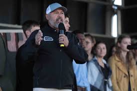 Topeka honors veterans in 11th Annual Sunflower Salute parade