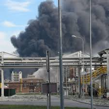 Były prezes kędzierzyńskich azotów zatrzymany przez cba. Ogromny Slup Dymu Nad Zakladami Azotowymi Pali Sie Zbiornik Z Substancja Ropopochodna Kk24 Pl Serwis Informacyjny Kedzierzyna Kozla Portal Kedzierzyn Kozle Wiadomosci Zdjecia Filmy