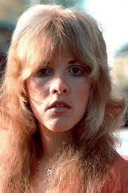 Talented singer and songwriter whose raspy croon and mystical themes sold millions, both as a member of fleetwood mac and as a solo artist. Stevie Nicks Warum Sie Die Ultimative Muse Fur Die Sommerfrisur 2021 Ist Vogue Germany