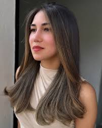 Kelly Vale (@kellyvalee) • Instagram photos and videos