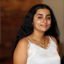 Aisha Robertson's Instagram, Twitter & Facebook