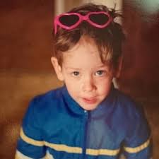 Moira Donovan (@MoiraDonovan)