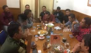 Tidak kaget jika gaji umr sukabumi atau gaji umk sukabumi berbeda dengan daerah lain. F Hukatan Ksbsi Tegaskan Scg Tak Berhak Berhentikan Pekerja Outsourcing