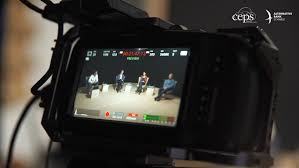 Finanzierung ökologisch positiver produktion (ökologie und banken), finanzielle förderung bestimmter gesellschaftlicher. Webinar Alternative Bank Schweiz Film Web Moving Water