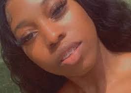 Candace Newcomb's Instagram, Twitter & Facebook