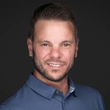 Philip Craft's Instagram, Twitter & Facebook