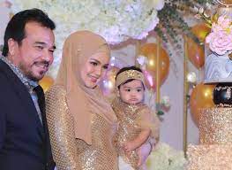 Yang hormat dato' sri khalid bin mohamad jiwa (atau juga dikenali sebagai datuk k; Menikah Dengan Pengusaha Kaya Intip Rumah Mewah Siti Nurhaliza Yang Serba Glamor Bak Istana Sultan Grid Id Line Today
