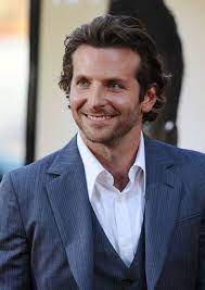 Bradley Cooper Hairstyle 3 Estrelas