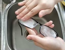 Check spelling or type a new query. Hilangkan Kotoran Pada Cermin Mata Hanya Guna Ubat Gigi Memang Menjadi Remaja