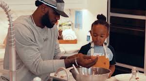 Lebron james plays around during hair time with wife and daughter latest lebron news 2 years ago 31 shares. Lebron James Plays Sous Chef For 5 Year Old Daughter Zhuri On Her Youtube Show Cnn Video