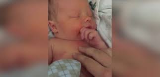 Utah mom's tear-jerking adoption explanation to newborn goes viral
