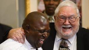 Derrick Cunningham's Instagram, Twitter & Facebook