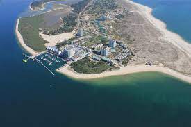 An adaptation of homer's great epic, the film follows the assault on troy by the united greek forces and. Troia Reserve Front Beach Resort