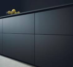 Single Line In 2020 Kuche Schwarz Kuchen Design Kuchendesign