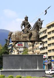 Osman bey, doğmadan önce yapacağı büyük işler babası ertuğrul gazi'ye manen bildirilmişti. Osman Gazi Fomara Bursa Turkey Erdogan Orcin Flickr