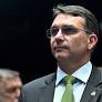 Lula's Campaign Targets Flávio Bolsonaro Over Alleged Social Media Abuse Amid Accusations Against Justice Minister Moraes