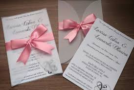 Ver más ideas sobre estas son las 18 invitaciones de bodas más innovadoras y extraordinarias que existen. Ideas De Invita Invitaciones Elegantes Invitaciones De Boda Tarjetas De Invitacion