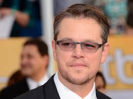 He made his screen debut with a minor role in the 1988 film mystic pizza. Matt Damon Net Worth Celebrity Net Worth