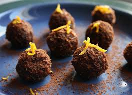 Truffes Au Chocolat Et A L Orange Cuisinethermomix Recette Truffes Au Chocolat Truffe Recette Entremet