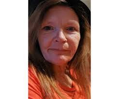 Melissa Shrout's Instagram, Twitter & Facebook