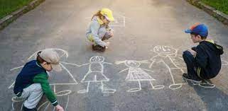 El deseo es poder tener a nuestros niños en la calle, jugando, tomando el sol, pero eso implica un riesgo importante para ellos. Seis Razones Por Las Que Los Ninos Deben Jugar Por Su Propia Salud Mental