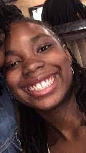 Anna Teasley's Instagram, Twitter & Facebook