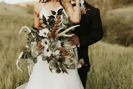Get inspired by these beautiful wedding bouquets from modwedding brides! Antler Wedding Theme Ideas 34 Amazing Finds For Rustic Weddings