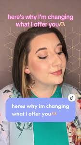 Elaine Mcnally's Instagram, Twitter & Facebook