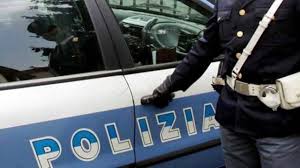Ciro di maio, conduttore tv e attore arrestato a milano con l'accusa di spaccio di stupefacenti (la polizia ha intercettato un pacco contenente un litro di gbl, la potente «droga dello stupro. 8pjpfndhkc3dhm