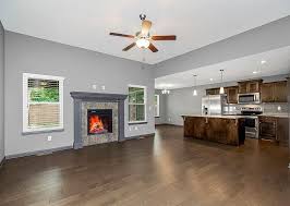 1702 E 127th Ter, Kansas City, MO 64145