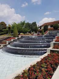 Gambar pemandangan bunga sakura gambar pemandangan bunga sumber : Keindahan Taman Bunga Nusantara Taman Istana Di Indonesia Halaman All Kompasiana Com