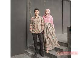 We would like to show you a description here but the site won't allow us. Model Baju Pria Terbaru 2020 Page 4 Fashionsista Co Model Model Fashion Terbaru 2021