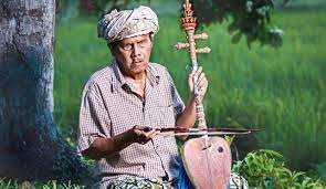 Alat musik gendang melayu ini terbuat dari kulit binatang seperti sapi, kambing atau kerbau, dan alat musik ini merupakan salah satu alat musik dalam. 5 Jenis Alat Muzik Tradisional Orang Melayu Iluminasi