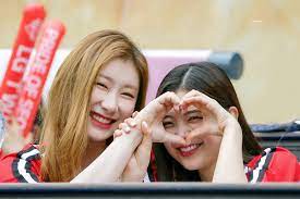Here's why multiple comebacks a year can be overwhelming according to itzy's lia. 190908 Itzy Lia Chaeryeong Kpopping