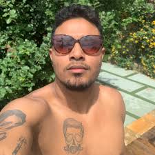 Profile for Robert Cândido