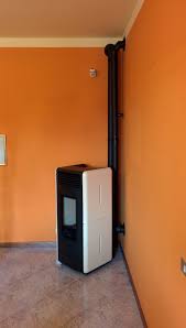 Montaggio stufa a pellet in elettrodomestici. Installazione Canna Fumaria Per Stufa A Pellet Marchio Ravelli Casorezzo Milano Paganini Graziano
