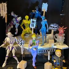 It was originally serialized in shueisha's weekly shōnen jump magazine from 1987 to 2004. ã‚¸ãƒ§ã‚¸ãƒ§ã®å¥‡å¦™ãªå†'é™º Dxãƒ•ã‚£ã‚®ãƒ¥ã‚¢ 1éƒ¨ 6éƒ¨ä¸»äººå…¬ ã‚¹ã‚¿ãƒ³ãƒ‰ã®é€šè²© By ã«ã‚ƒã™ãŠs Shop ãƒ©ã‚¯ãƒž