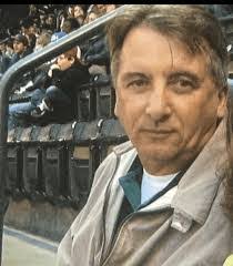 David Tift's Instagram, Twitter & Facebook