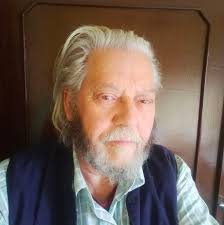 Pharoah Sanders plays in an abandoned tunnel in #SanFrancisco, 1982  #pharoahsanders #jazzisdead