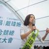 有ptt網友貼文問蔣萬安、吳怡農你挺誰？ 引發挺蔣 挺吳兩派激戰。 政黑板的網友po文說，政見會第一次看到雙帥同台，實在是太震驚了，蔣萬安和吳怡農你們挺誰？ 「罷免吳思瑤」告急 羅智強曝最新進度：你按讚了嗎？ 1