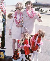 Don everly was born in brownie, kentucky, usa as isaac donald everly. Everything Everly Klchaps Don Everly With His Second Wife