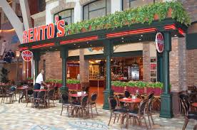 The Pizza Eatery Onboard The Oasis Of The Seas Sorrento S Best Pizza All Day Every Day Mm Royal Caribbean Cruise Lines Royal Cruise Caribbean Cruise Line